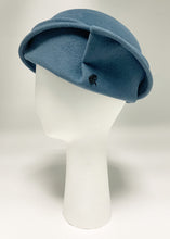 Charger l&#39;image dans la galerie, YSTRANE (imprimés fleurs)
